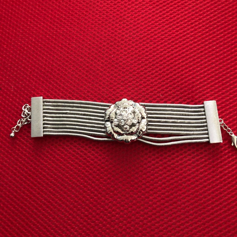 Premier Designs Silver Tone Bracelet NWOT - Picture 2 of 4